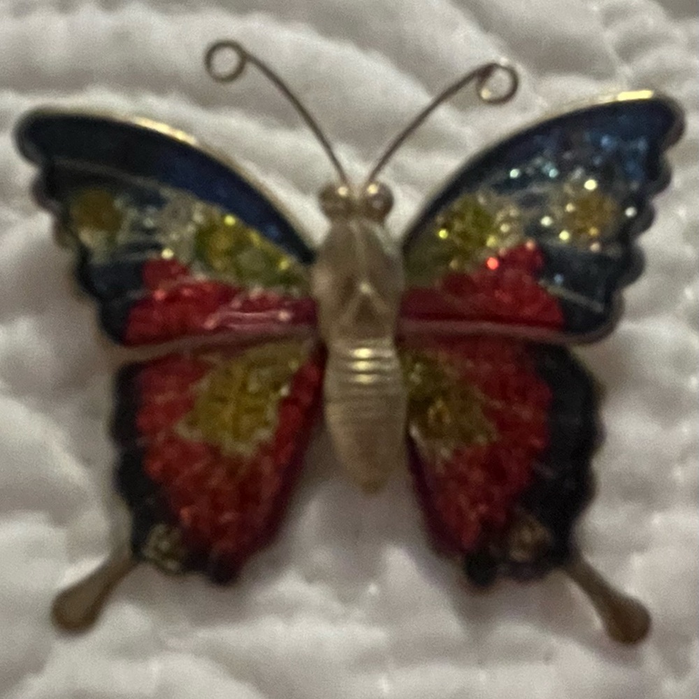 Vintage Beautiful Butterfly Brooch, would make a great Mother’s Day gift!!